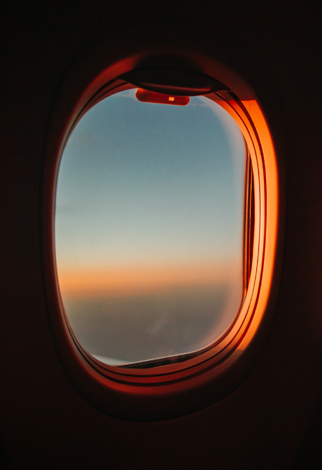 Routine voyage pour peau noire : avion, soleil, humidité, pollution