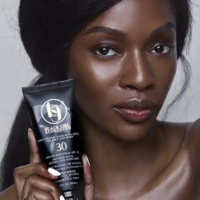 Comment choisir une crème solaire sans traces blanches sur peau noire?